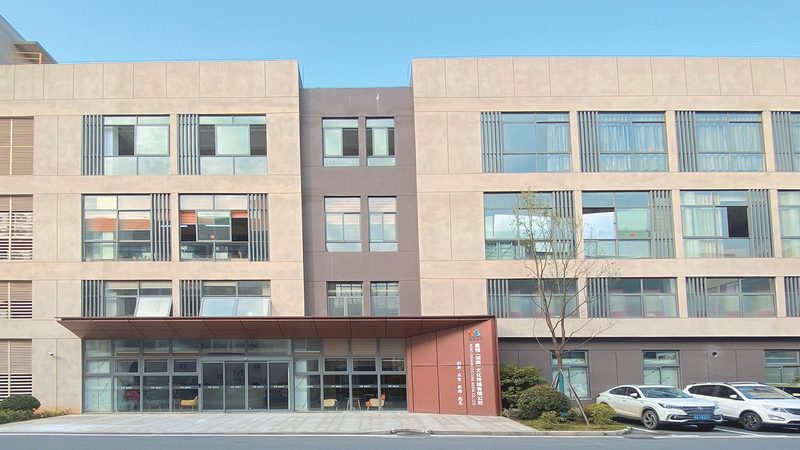 服装品牌VI设计：揭秘其核心内容与构建要素